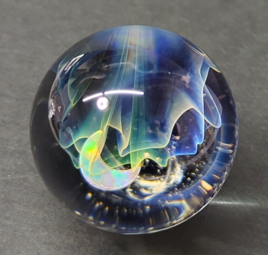 オーロラのガラス玉「虹の夜空」 遺骨ガラスのガラス玉