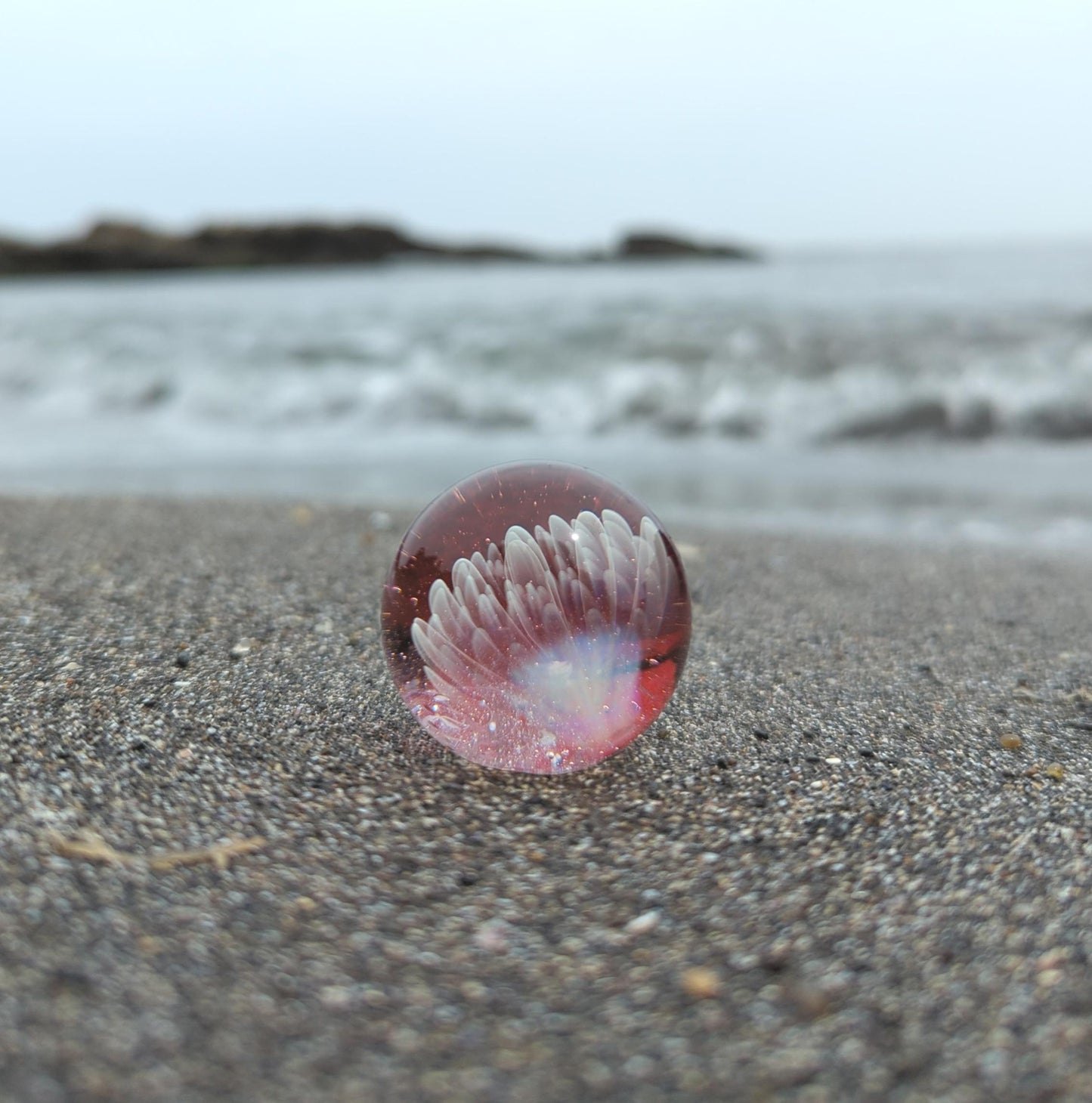 花のガラス玉「よろこび」 遺骨ガラスのガラス玉 i